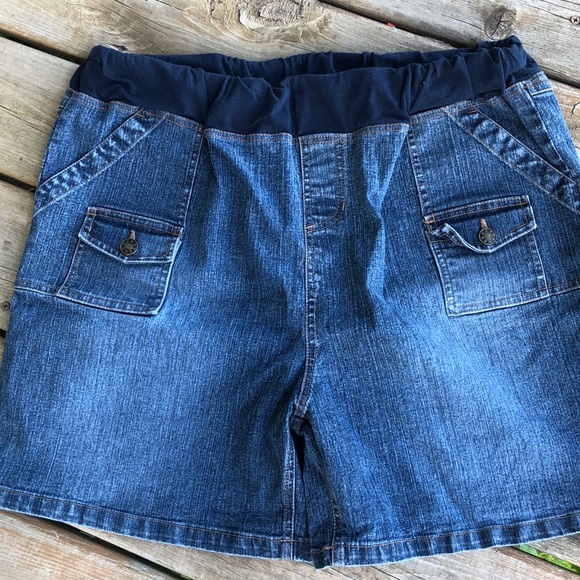 Soon To Be Maternity Pants - Soon To Be Maternity shorts size L